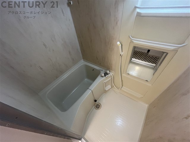 バス・シャワールーム　浴室乾燥機付きで便利！