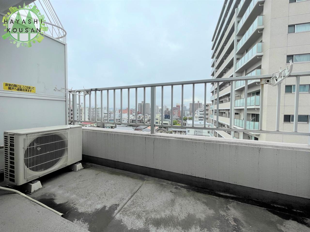 バルコニー　ベランダ