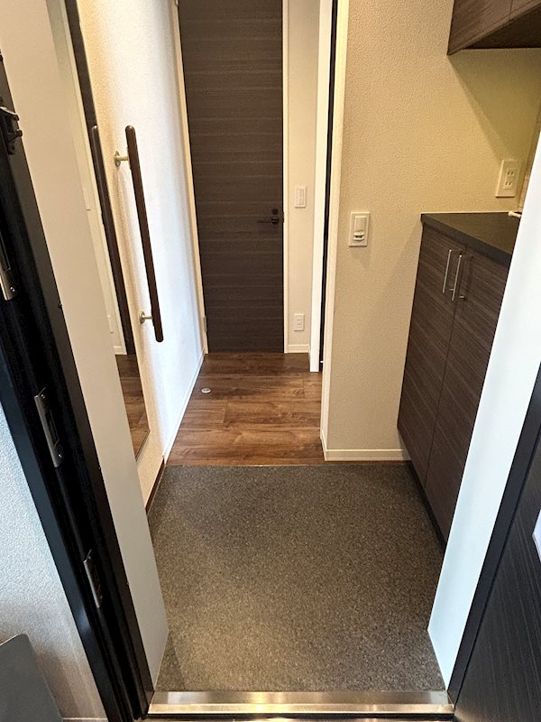 玄関　※別のお部屋のお写真です。御参考までに。