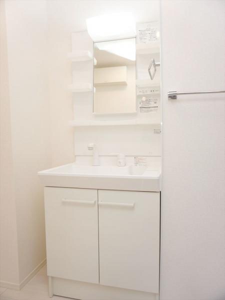 洗面設備　洗面所