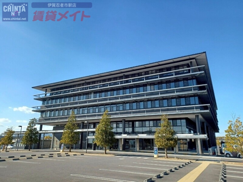 役所　伊賀市伊賀支所（役所）まで704m