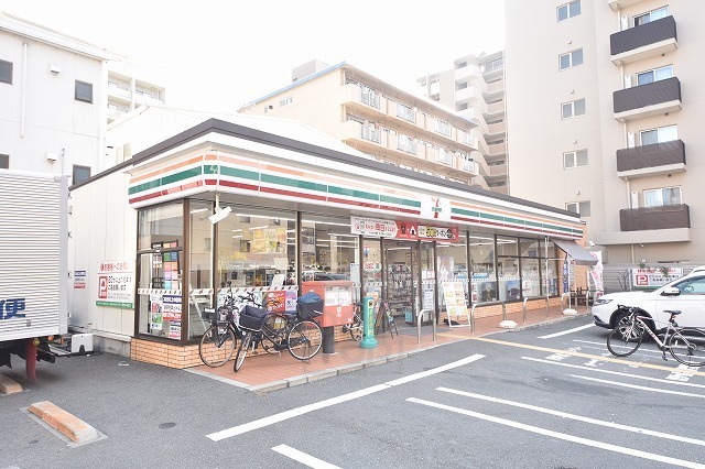 コンビニ　セブンイレブン　吹田江の木町店（コンビニ）まで172m