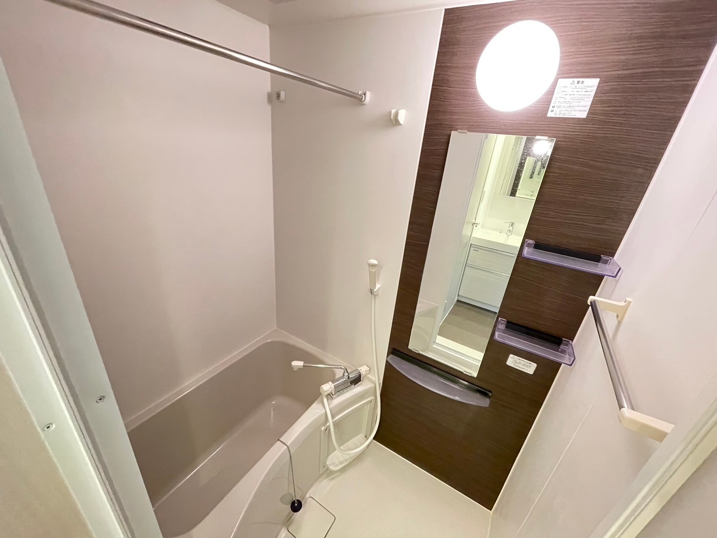 バス・シャワールーム　浴室