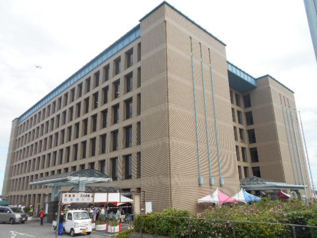 役所　座間市役所（役所）まで1325m