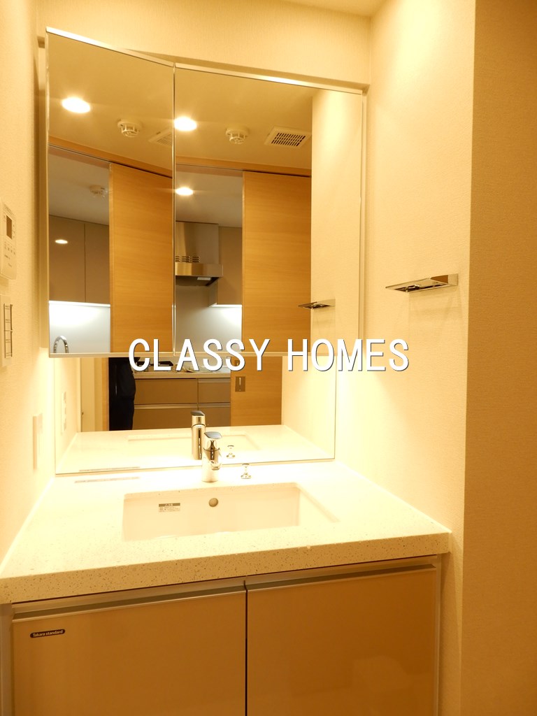 洗面設備　2017年竣工 オープンレジデンシア虎ノ門：洗面所