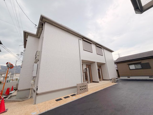 建物外観　綺麗な外観の素敵なお部屋があなたを待っています。