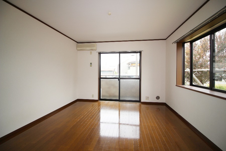 居室・リビング　きれいなリビング