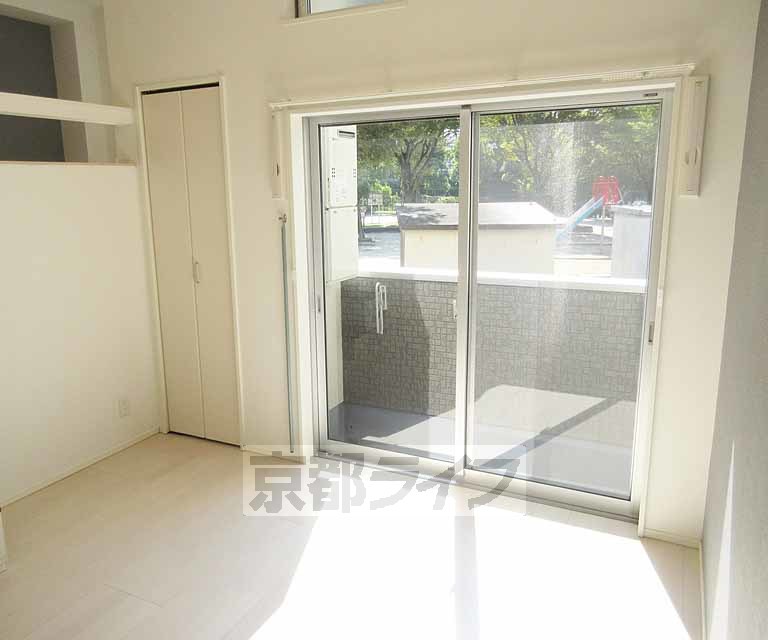 居室・リビング　日当りの良いお部屋です・