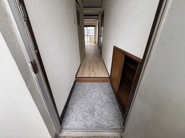 玄関　浅井レジデンス