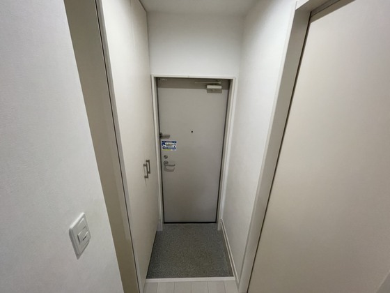 玄関　※別号室参考写真