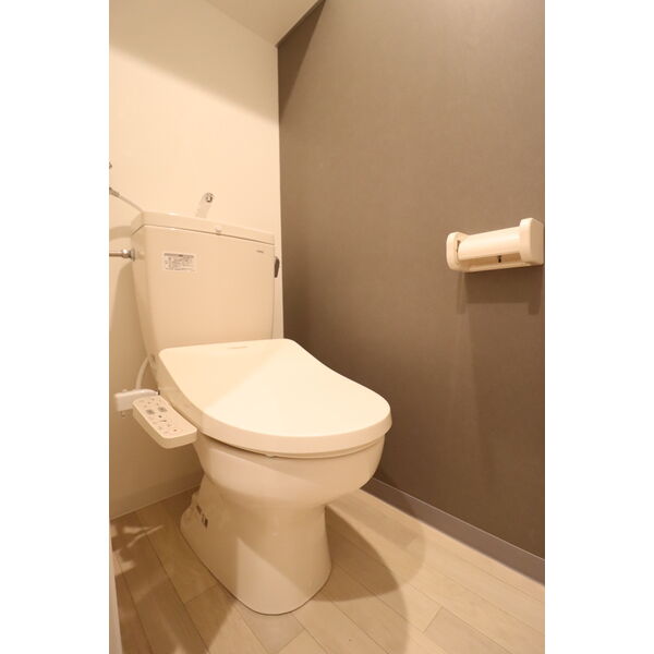 トイレ　ウォシュレット設置済みです！