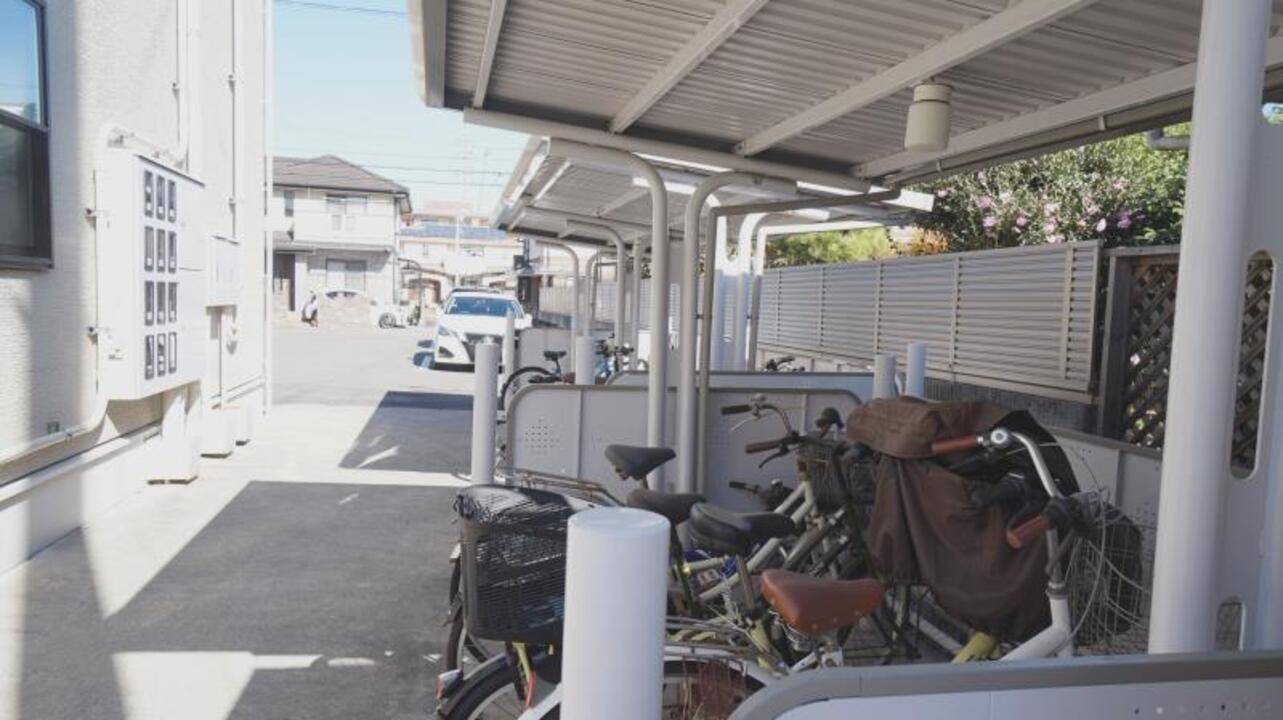 駐車場　駐輪場