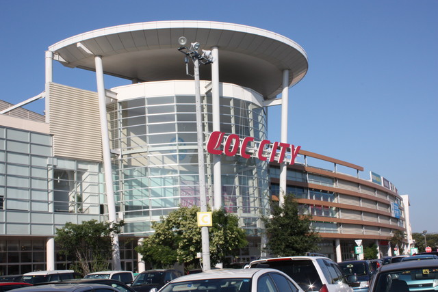 スーパー　イオンタウン守谷（スーパー）まで1325m