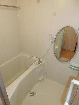 バス・シャワールーム　バス