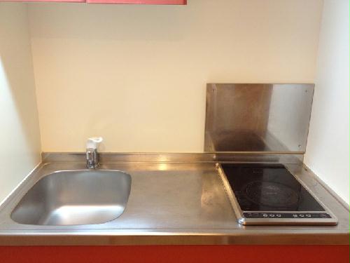 キッチン　電気コンロが2口あるタイプ