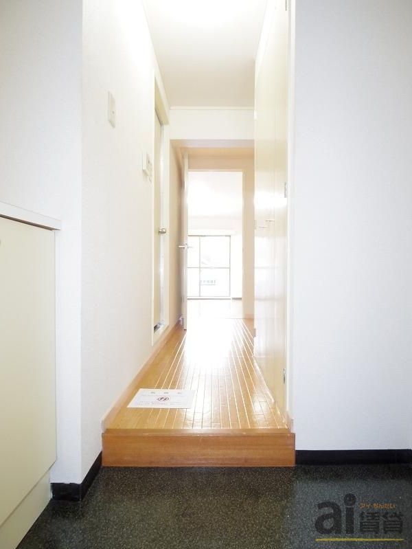 玄関　※同仕様写真です