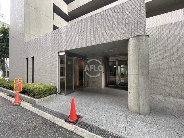 エントランス　レジディア西天満　エントランス