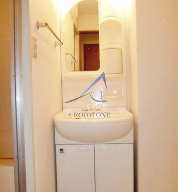 洗面設備　洗面台です。