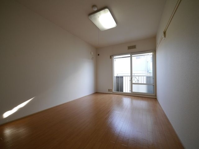 その他部屋・スペース　★広く使える洋室★