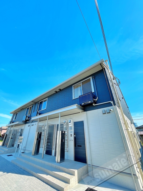 建物外観　防犯カメラ完備