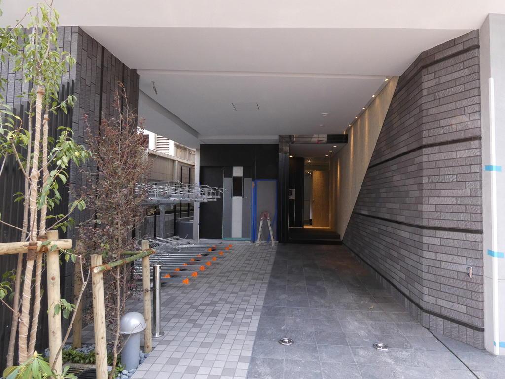 エントランス　エントランス