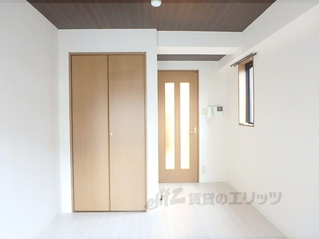 居室・リビング　洋室