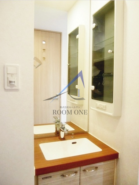 洗面設備　洗面台です。