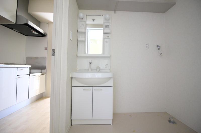 洗面設備　1　シャンプードレッサー付