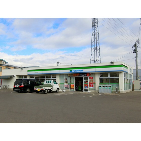 コンビニ　ファミリーマート長野大豆島店（コンビニ）まで549m