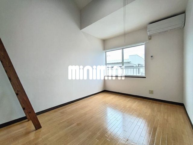 居室・リビング　２０２のものです。