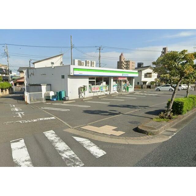 コンビニ　ファミリーマート平塚四之宮店（コンビニ）まで383m