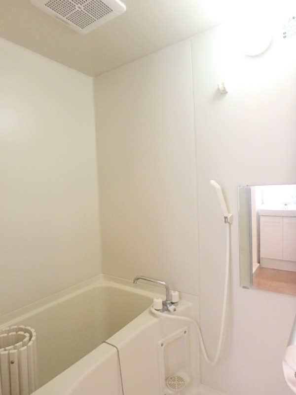 バス・シャワールーム　図面と現状に相違がある場合には現状を優先