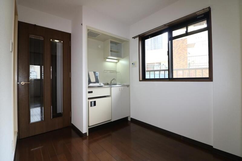 居室・リビング　ピッカピカのフローリングです。