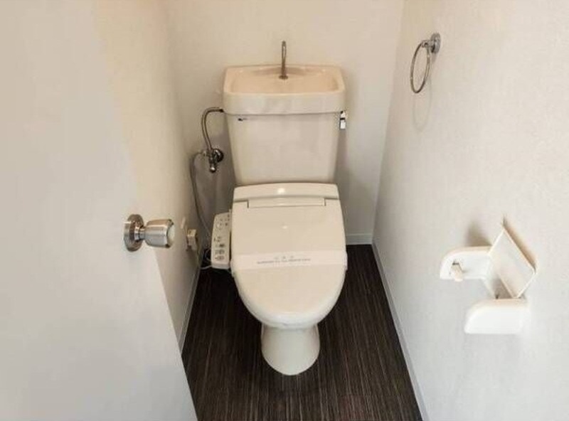 トイレ　図面と現状に相違がある場合には現状を優先