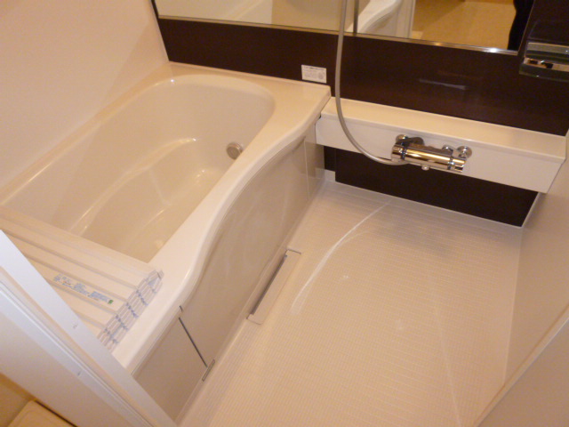 バス・シャワールーム　追い焚きバス