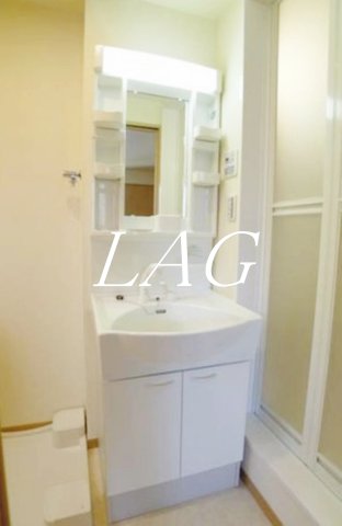 洗面設備　洗面台です。