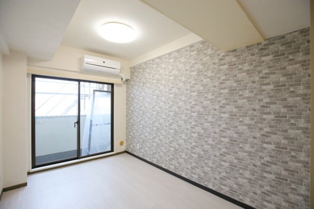 居室・リビング　個人の部屋や寝室として使える洋室です