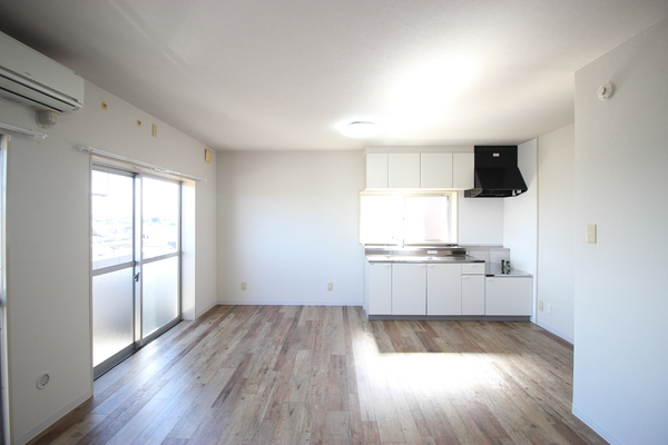 居室・リビング　ＬＤＫ１４帖