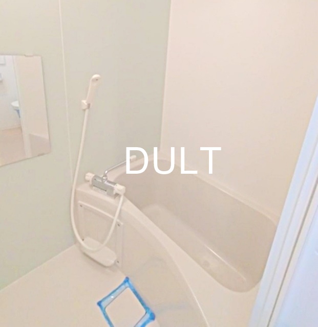 バス・シャワールーム　バスルームです。