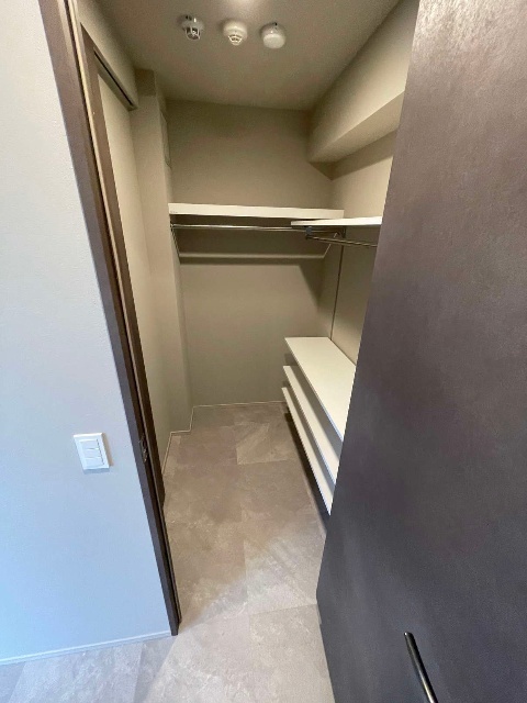 収納　※同物件別号室の参考写真です。