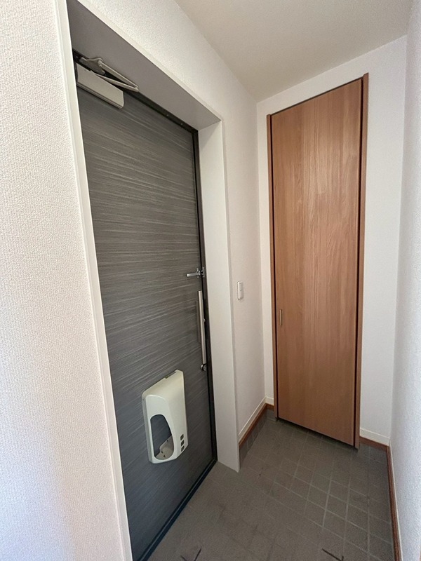 玄関　※別部屋写真のためイメージ。現況優先です。