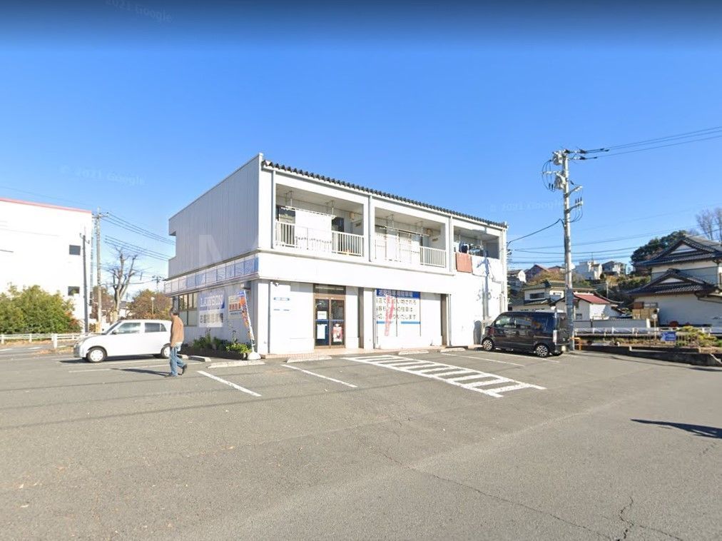 コンビニ　ローソン座間入谷店（コンビニ）まで330m