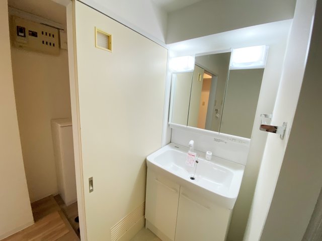 洗面設備　別号室の参考写真です。