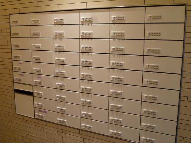 エントランス　オートロックの内側のメールＢＯＸなので安心