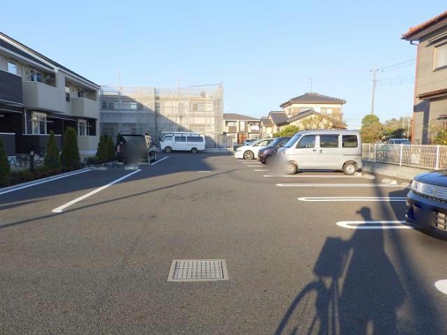 駐車場　駐車場