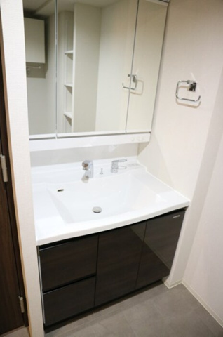 洗面設備　洗髪洗面化粧台付き♪