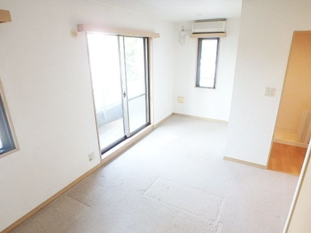 居室・リビング　★２面採光のお部屋★