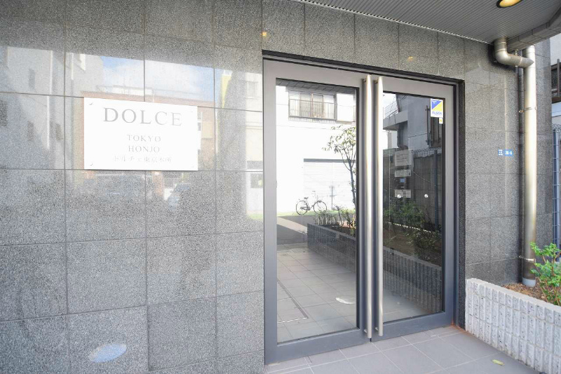 エントランス　住環境良好な分譲マンション