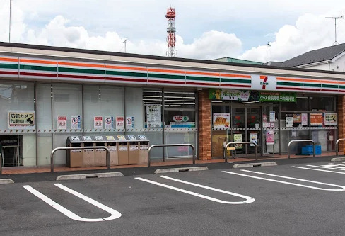 コンビニ　セブンイレブン葛飾亀有1丁目店（コンビニ）まで178m