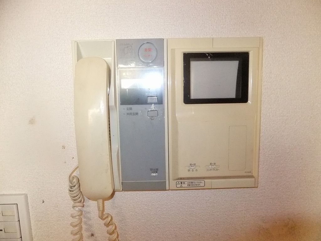 セキュリティ　TVモニターホン(別部屋参考写真)